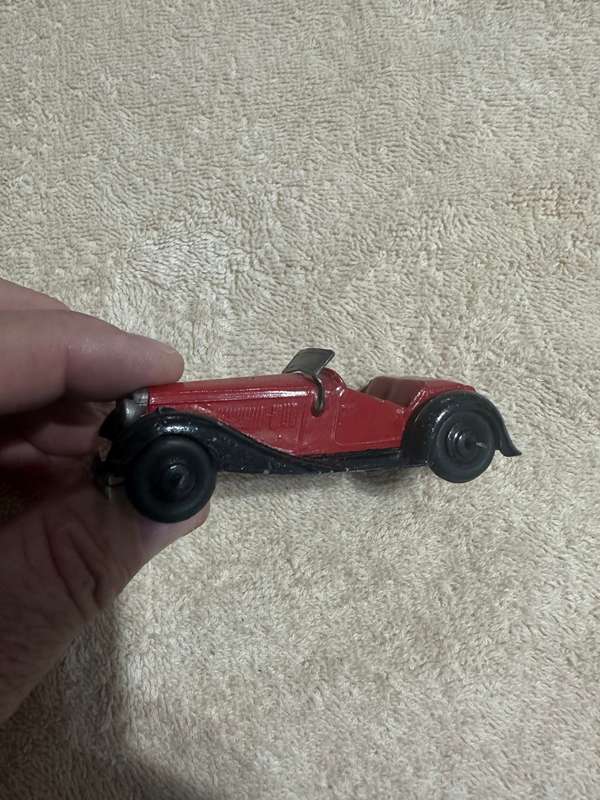 DINKY TOYS
