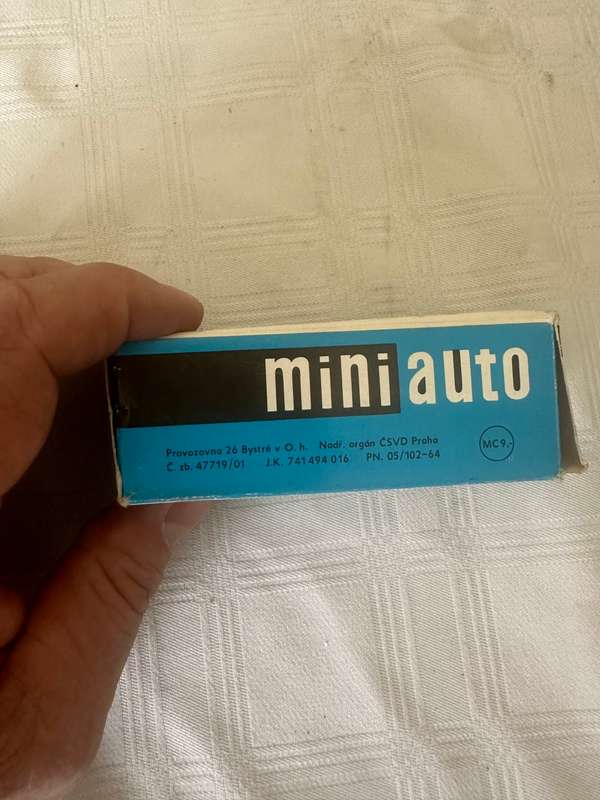 AUSTIN A/40 INNOCENT