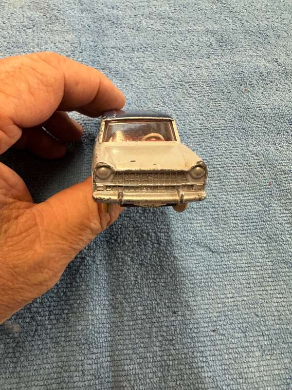 DINKY TOYS