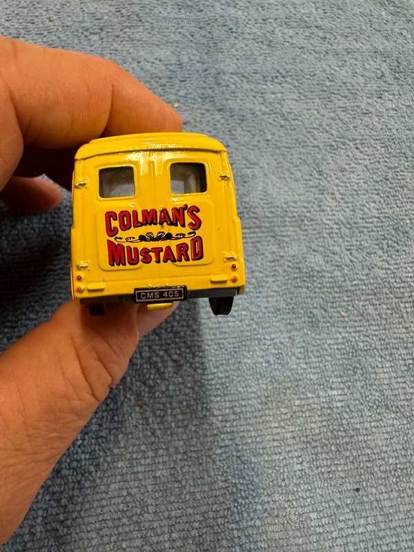 CORGI TOYS