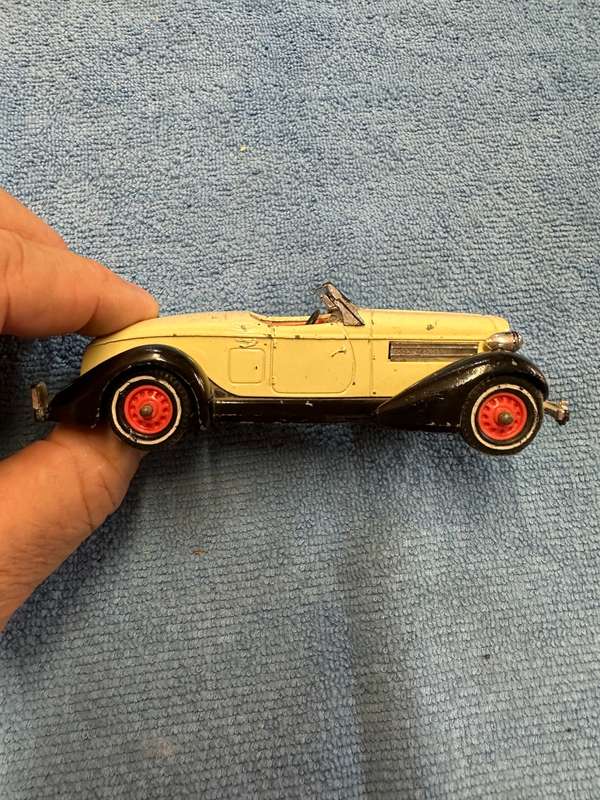 MATCHBOX TOYS