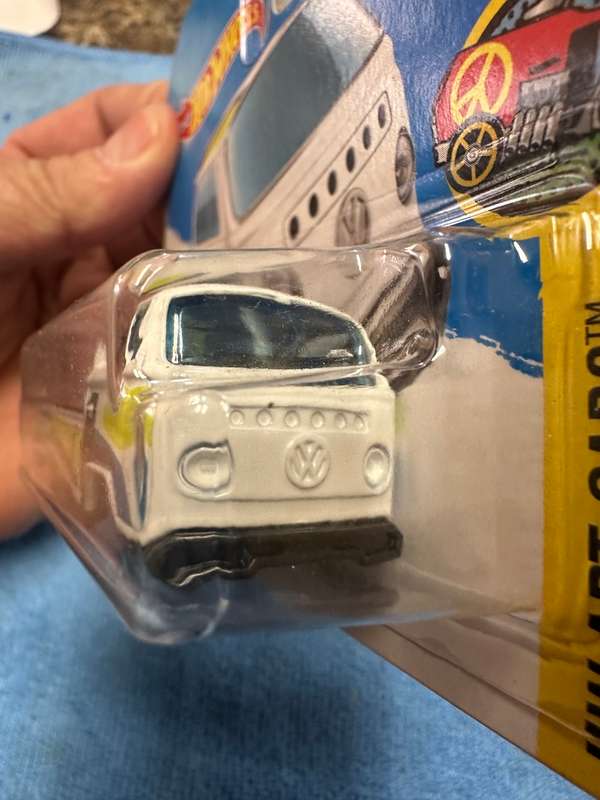 HOTWHEELS