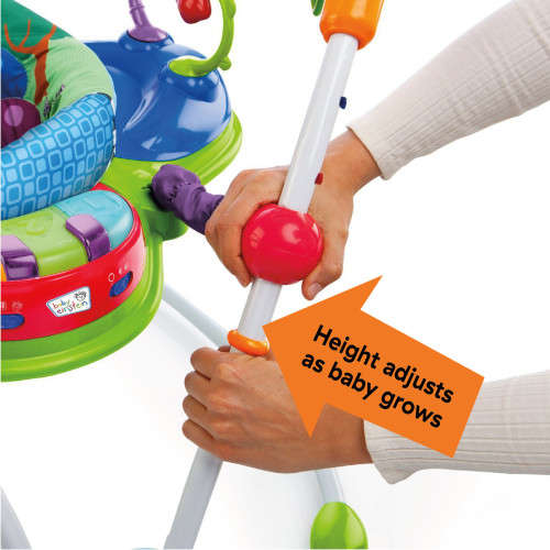 Neighborhood Friends Activity Jumper¿