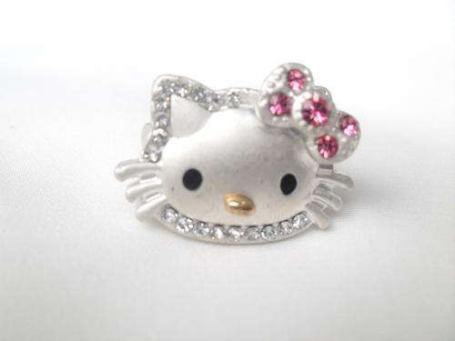 HELLO KITTY brooche / pin