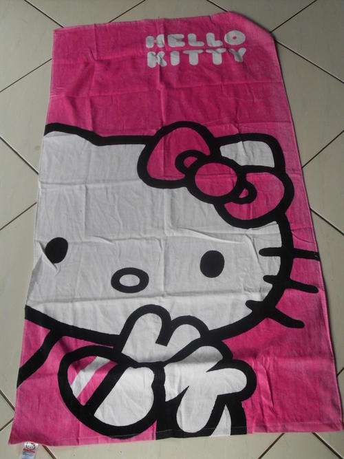 HELLO KITTY  BEACH TOWELS