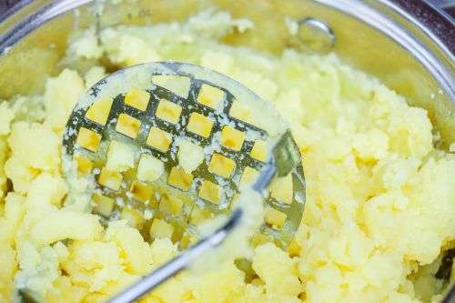 Potato Masher + Peeler With Container - Mash Making Kit