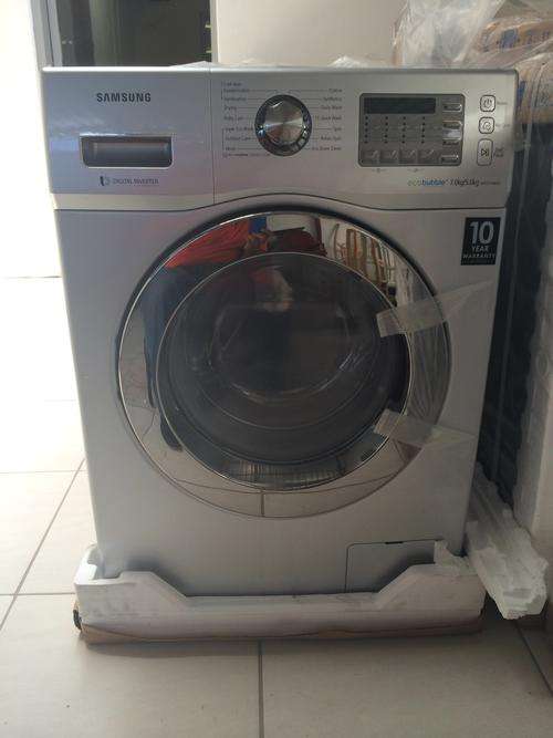 Samsung Baikal Washer Dryer combo