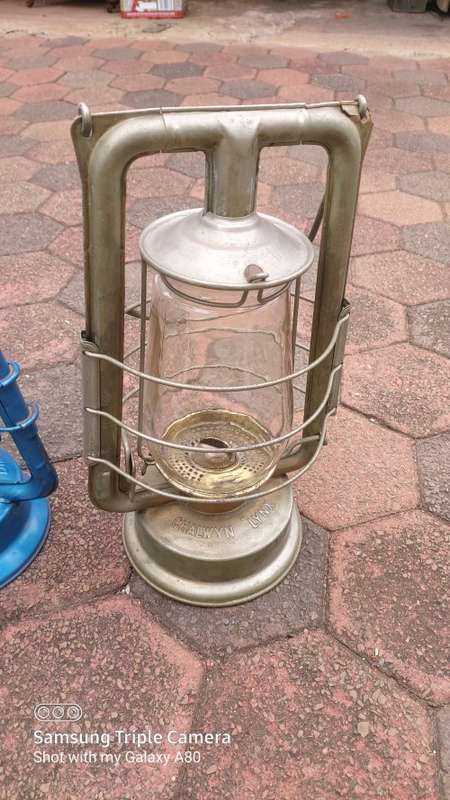 Vintage Chalwyn Lynx Kerosene Lantern