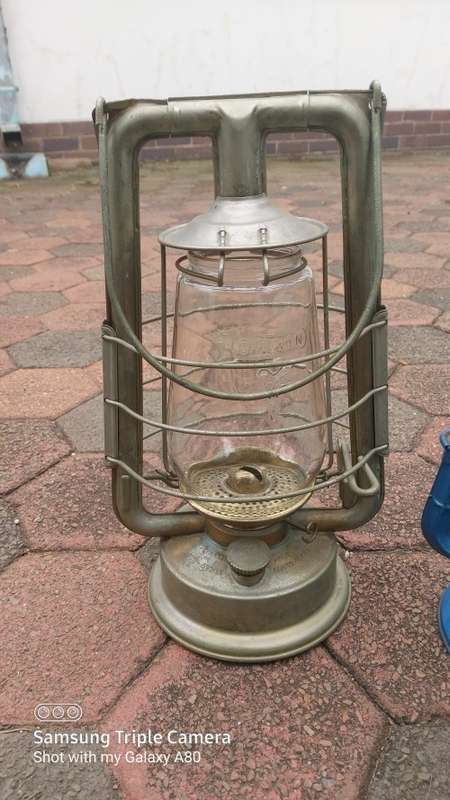 Vintage Chalwyn Lynx Kerosene Lantern