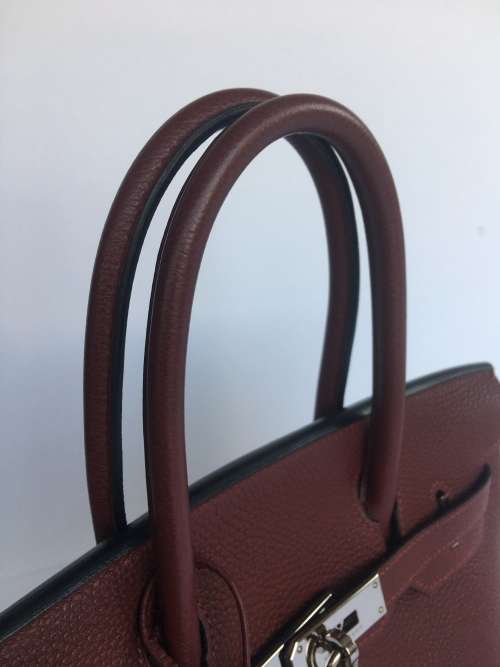 **AUTHENTIC HERMES BAG WORTH + R250K***