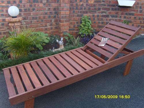 OUTDOOR MARINE WOOD SUNLOUNGER