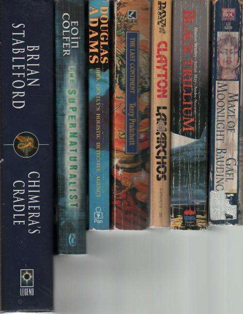 (2fantasy) 7 Fantasy  - Terry Pratchett, Douglas Adams, Marion Bradley plus
