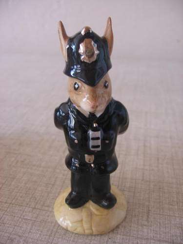Policeman Bunnykins - DB 64