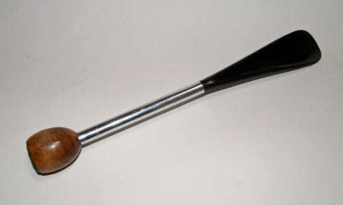 ONE-OF-A-KIND "GT" SHOEHORN