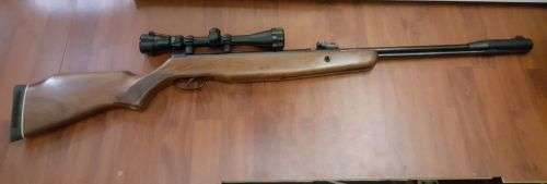 Gamo CFX Royal with Adjustable Ultra Optec Rifle Scope and carry case, Excellent Condition