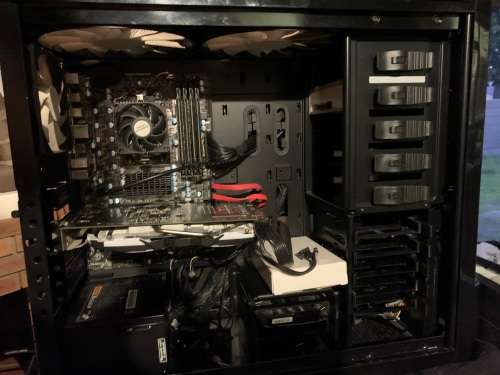 ENTRY LEVEL GAMING PC + KEYBOARD KIT