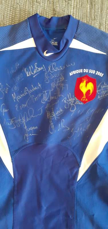 Match worn France Jersey 2005 signed by Springbok opponents