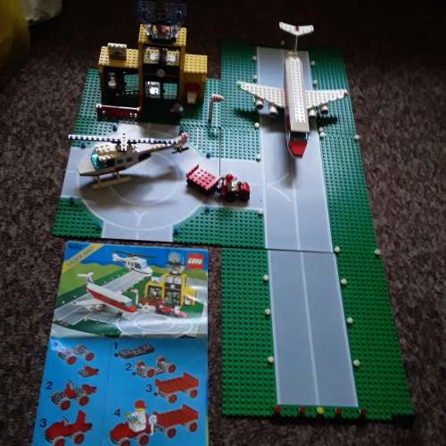Vintage Lego (1985) Complete Airport 6392-1