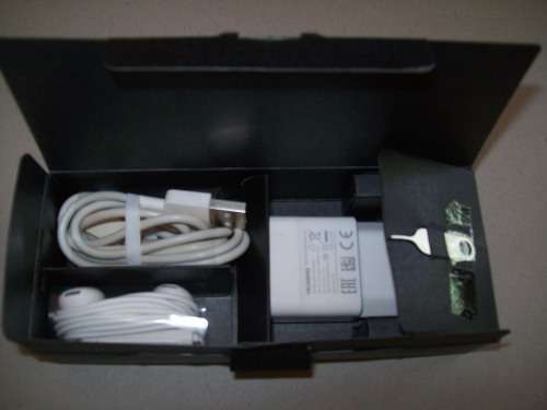 HUAWEI P8 LITE 16GB DUAL SIM WHITE - LIKE NEW!