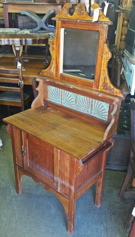 WASHSTAND