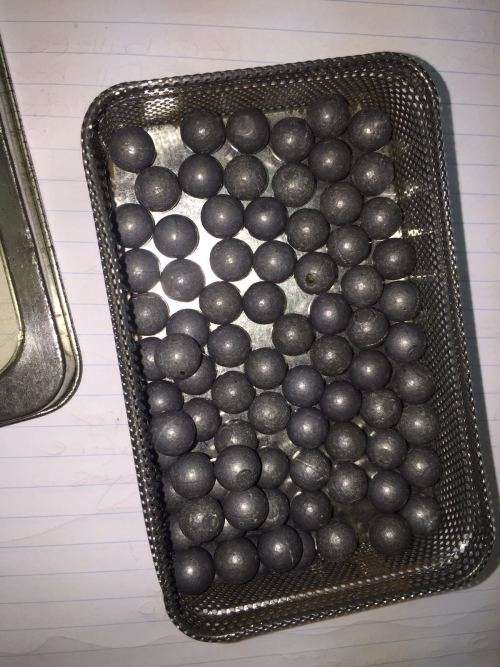 BLACKPOWDER .44 CALIBER LEAD BALLS QTY 82