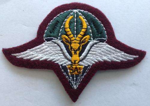 SADF OBSOLETE 1 SA PARACHUTE BATTALION ENLISTED BERET BADGE CLOTH