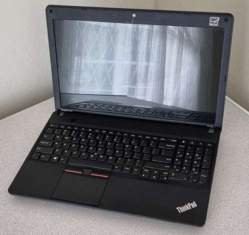 Lenovo - Intel Core i5, 4Gb Ram, 500Gb HDD, Windows 10 Professional , Excellent Battery Life