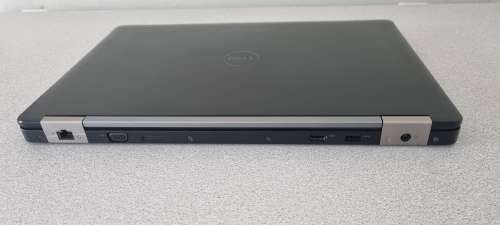 DELL LATITUDE E5570 - I5 6200U - 8GB DDR4 - 240GB SDD - 15.6 INCH - LAPTOP
