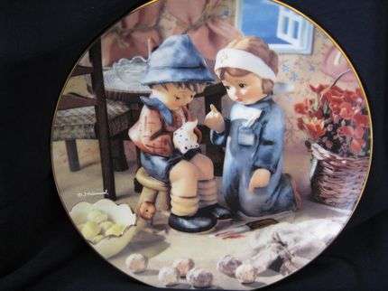 1991 HUMMEL PLATE WITH CERTIFICATE!  'Tender Loving Care'