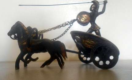 Cast Metal Bronze - Chariot, Horses And Centurion With Spear