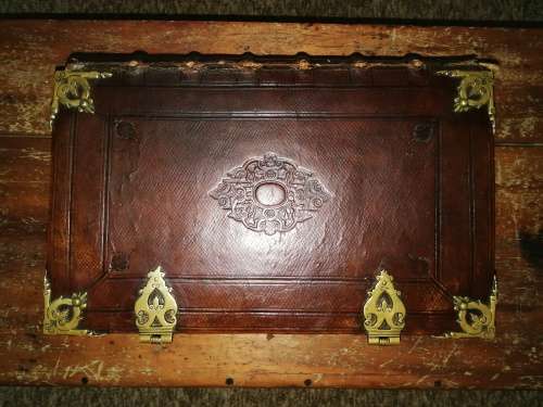 1702 Dutch Bible