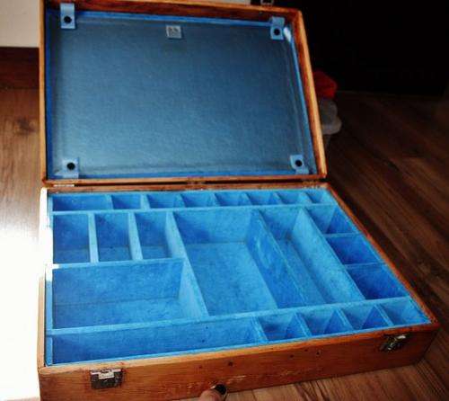 - Vintage Oak Jewelry Box -