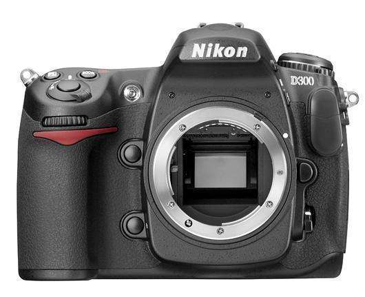 Nikon D300 in excellent condition with free bag