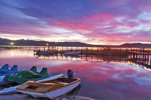 Baywater Village Sedgefield 04/09/2023 - 08/09/2023 (4nights-6 sleeper)