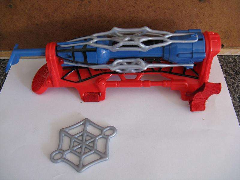 SPIDERMAN WEB THROWER.