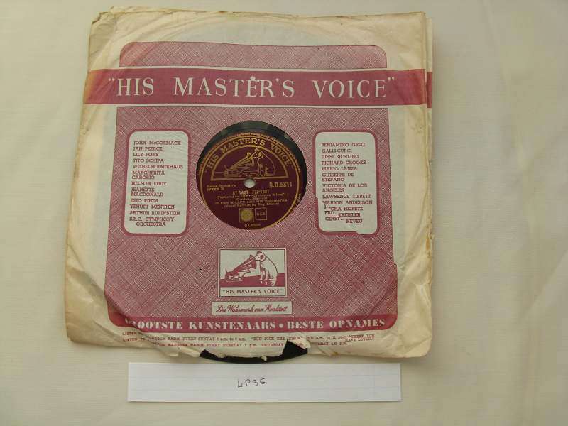 "HIS MASTER'S VOICE" 78 SPEED LP. ENGLAND. "THAT OLD BLACK MAGIC, AT LAST - FOX-TROT". UNTESTED.