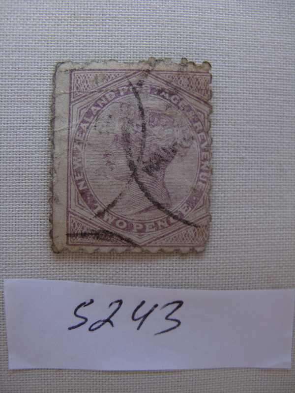 OLD NEW ZEALAND TWO PENCE STAMP. "FOR ASTHMA USE BONNINCTONS IRISH MOSS"