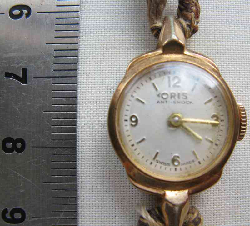 SWISS MADE ORIS ANTISHOCK 7 JEWELS LUNETTE PLAQUE G 10 MICRONS WATCH. UNTESTED. SOLD "AS IS".