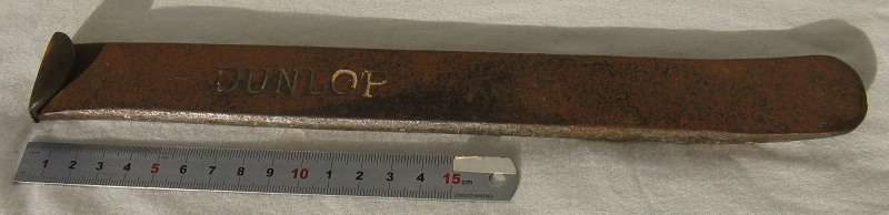 DUNLOP TYRE LEVER IRON.
