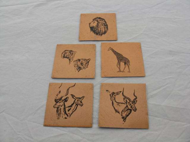COPPER ANIMAL SOUVENIRS. L7.5cm x W 7.5cm.P&P=R20. (CR30)