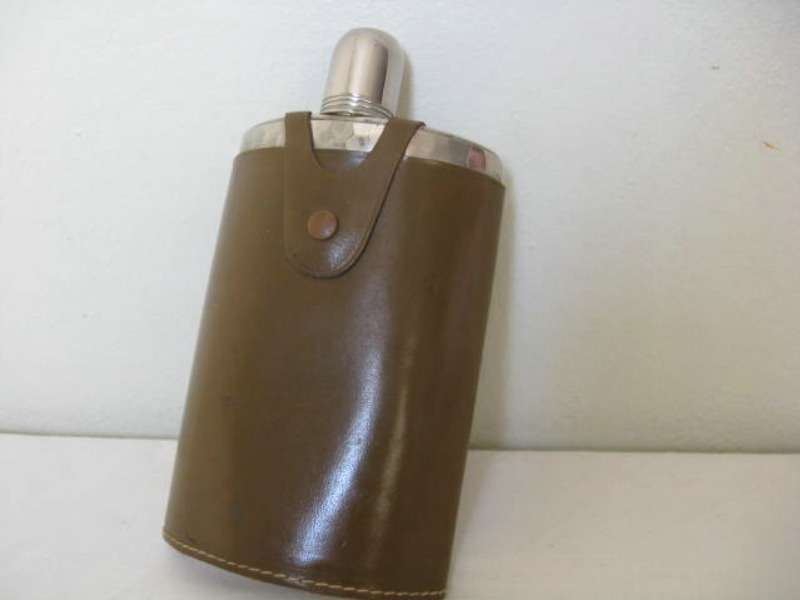 OLD FLASK. TIN-LINED. 10 OZ. MADE IN GERMANY. H 18.3cm. (CR10).