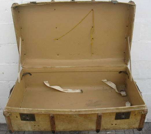 VINTAGE LARGE AND HEAVY SUITCASE.P&P=R150 WITHIN SA. L95cm x W 53cm x H 35cm.