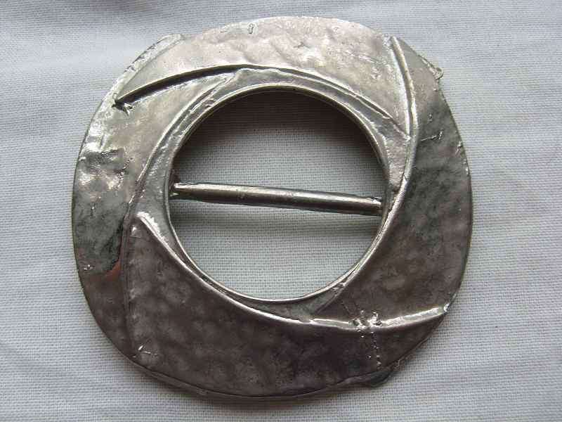 BELT BUCKLE. W 6cm x H 6cm.