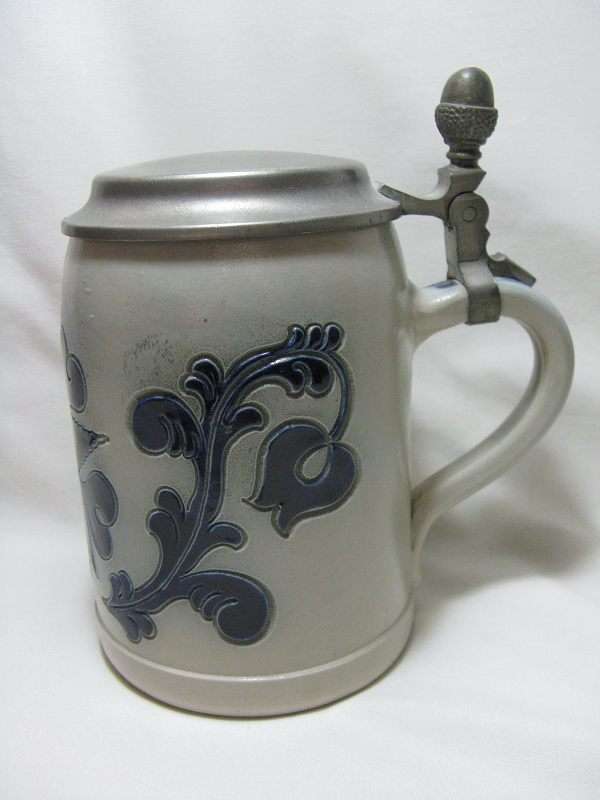 HANDARBEIT/HANDMADE REIN ZINN TANKARD. H 16cm. (P&P=R33).