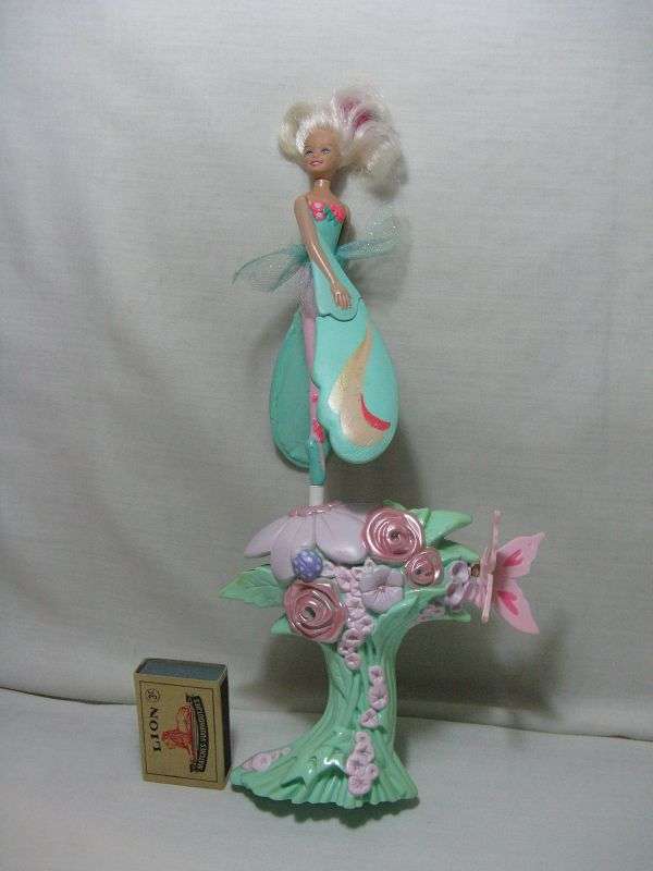 WIND UP DOLL. H 29cm. (P&P=R33).