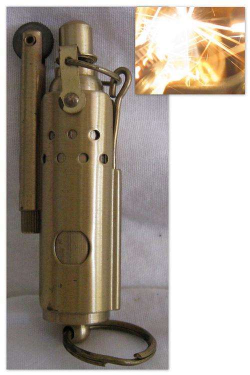 MARLBORO LIGHTER.