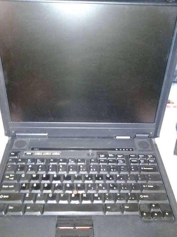 IBM A22m with docking station ***not working***