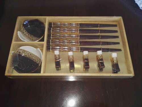 Chopsticks set