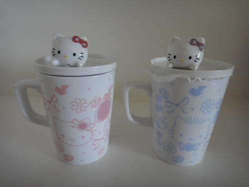 Hello Kitty Cups (2pcs)