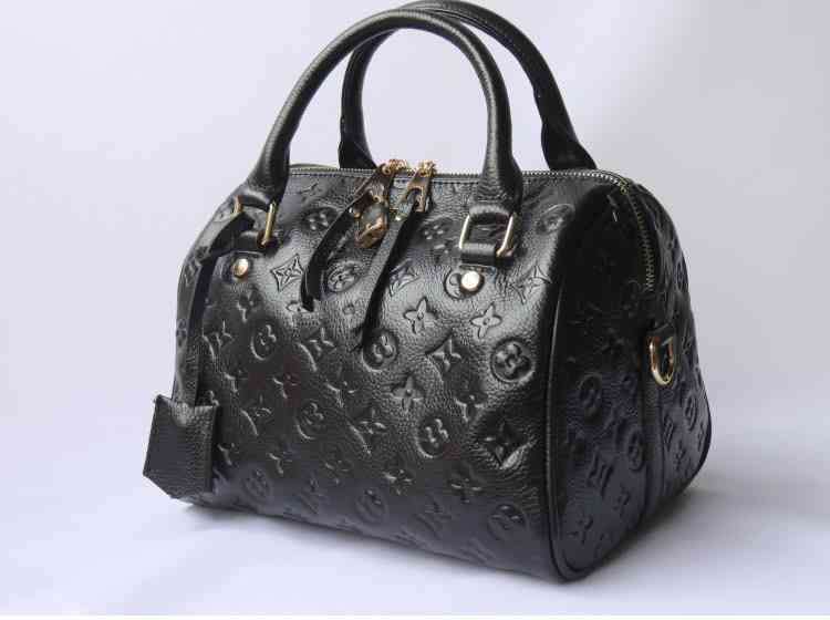 Fashion Leather Handbag (BLACK)